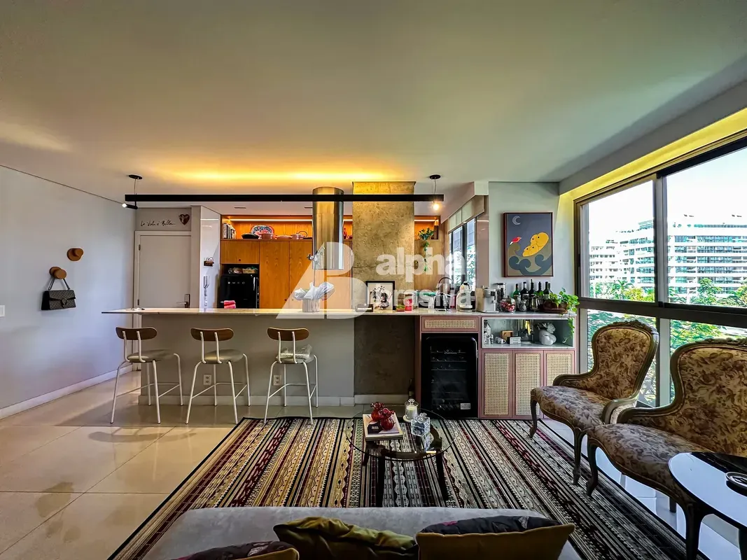 Localizado no Edifício Real Versatile, SQNW 109, Bloco J, um dos endereços mais ...