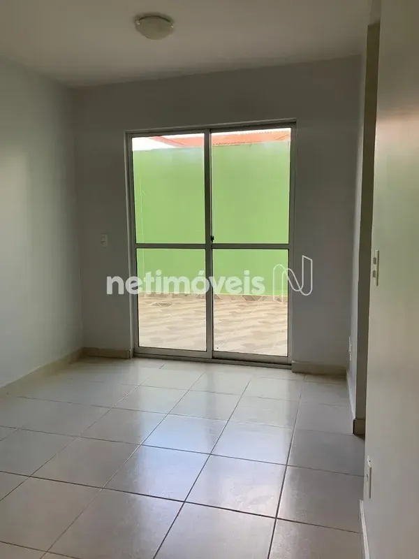Apartamento 02 Quartos - Meio de Quadra - 01 Vaga - Lazer Completo - Rua 500 Loc...