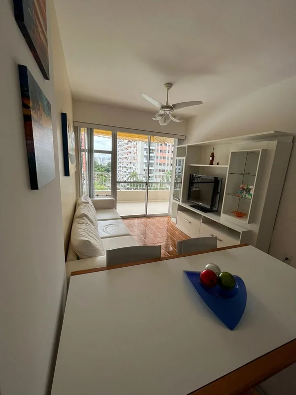 Parque das Rosas – Barra da Tijuca!Apartamento Mobiliado!More em um dos condomín...