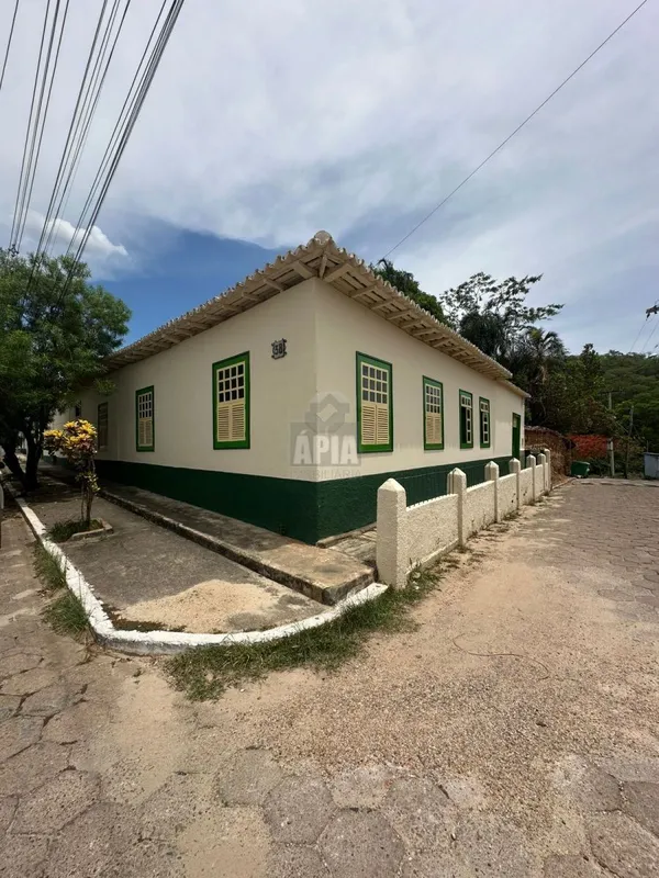 Casa Histórica de Esquina à Venda - Centro Histórico? Lote de esquina com 1.600 ...