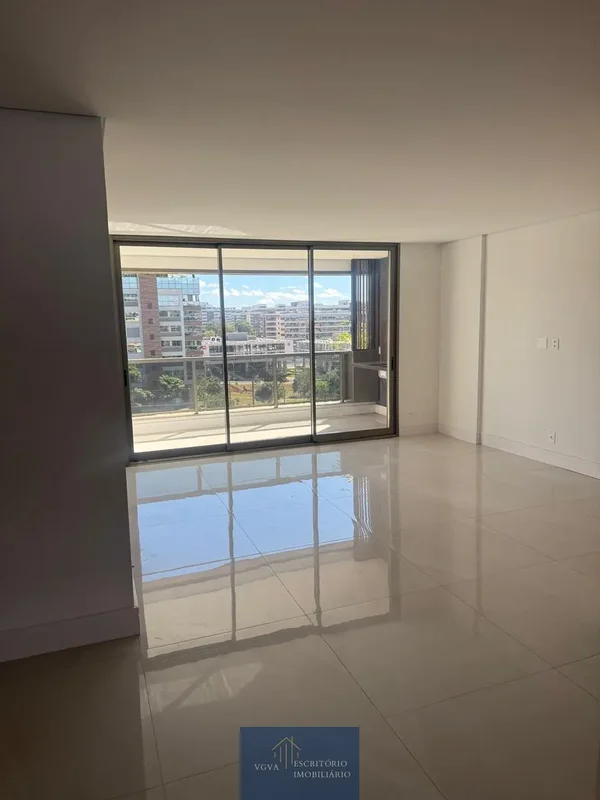 HIGH DESIGN | SQNW 304 – NoroesteApartamentos de 4 suítes, realmente vazados, co...