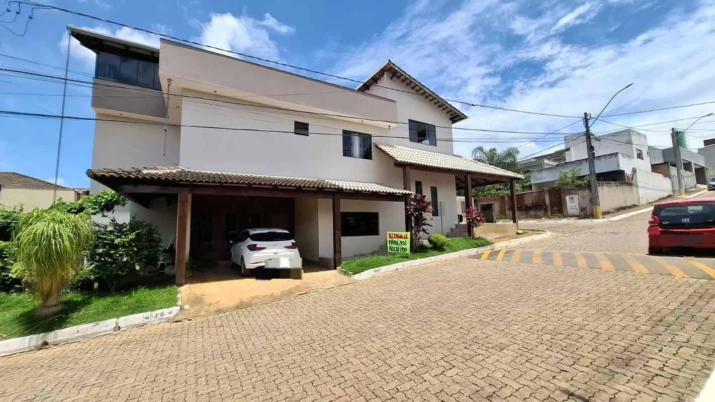 Casa para locação – Condomínio Quinta dos Ipês, Jardim BotânicoEspaçosa e confor...