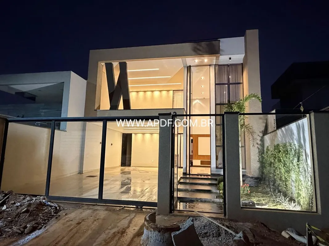 Vendo, Linda Casa de Altíssimo Padrão - 4 Suítes, PRONTA PRA MORAR - R$ 1.980.00...