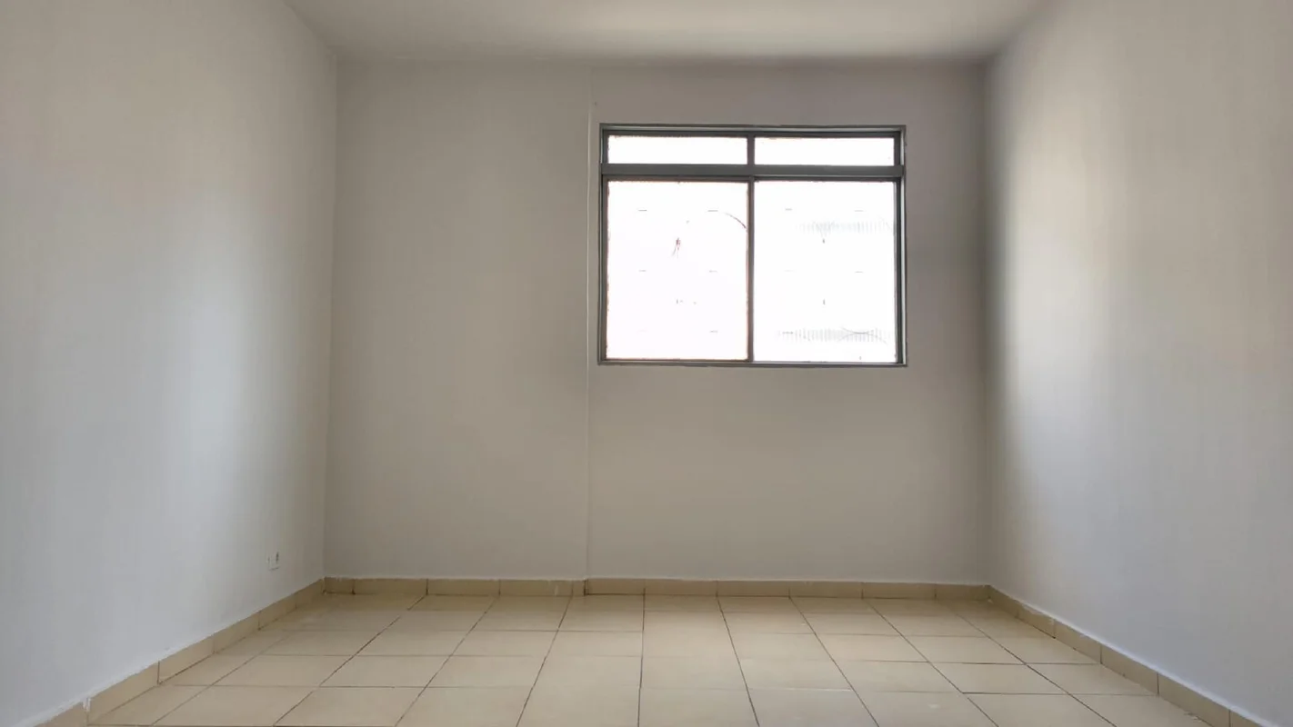 Apartamento com 3 dormitórios, R$ 1.300,00 Setor Campinas - Goiânia-GoDescrição:...