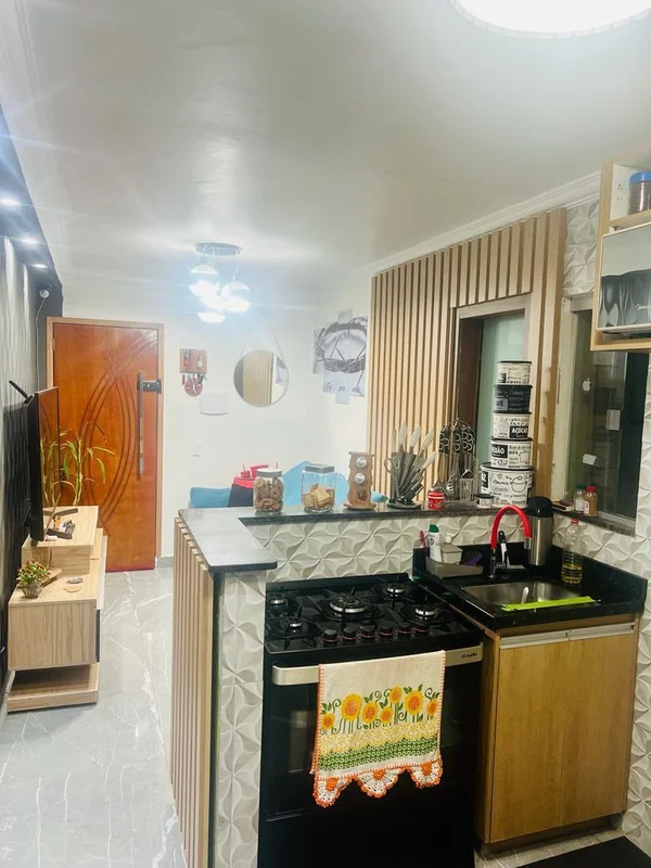 Descubra um excelente apartamento reformado na QE 40 Conjunto F, no Guara II, em...