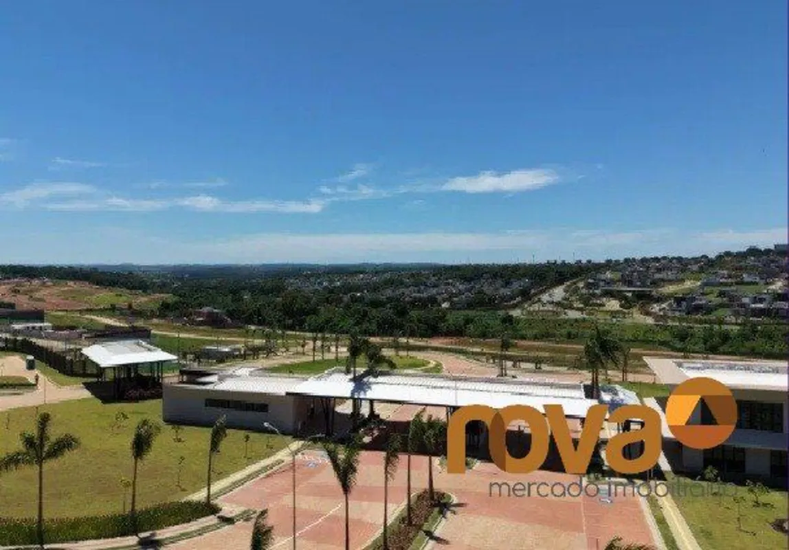 Lote em Goiania no condomínio fechado Londres, próximo ao Shopping Flamboyant, c...
