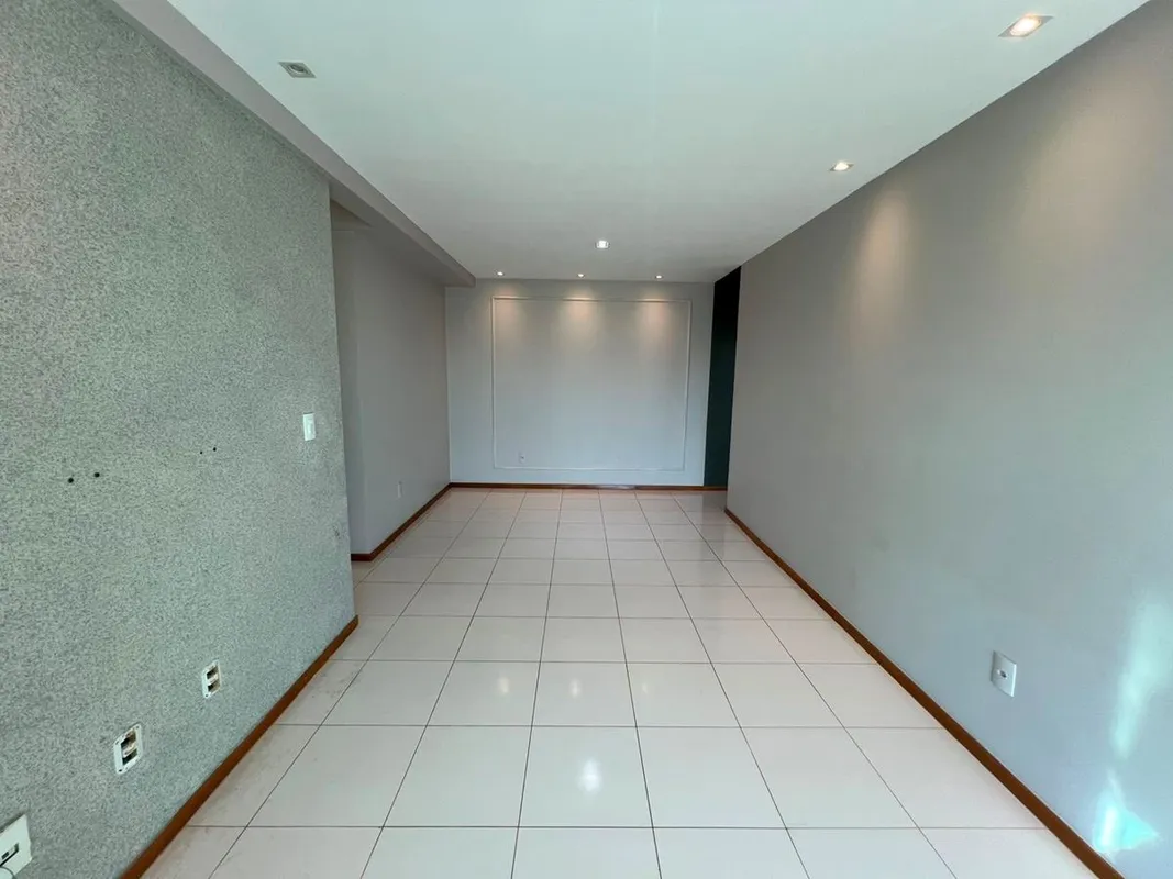 Apartamento de 100m2, disponível para locação na Samambaia Sul, no Residencial V...