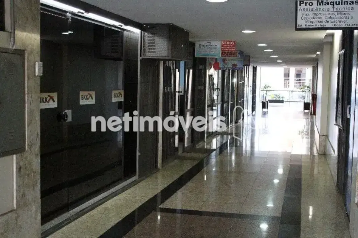 SETOR DE RÁDIO E TV SUL ED. PALÁCIO DO RÁDIO II Localizado a 300 metros do Shopp...