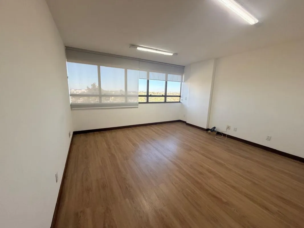 SALA COMERCIAL ED BRASIL 21 - BLOCO ESala comercial no Ed. Brasil21 - Bloco E- S...