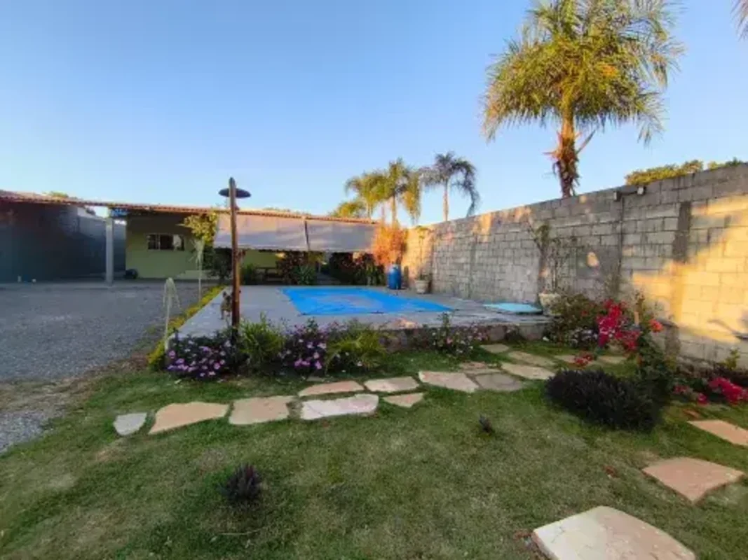 JDM IMOBILIÁRIA VENDE :Excelente casa, localizada na Ponte Alta. REFORMADA !!Neg...