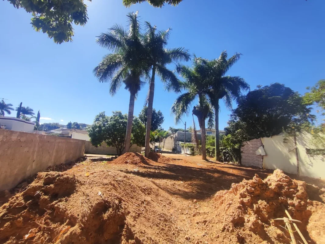 VENDO LOTE 750 M2, GUARÁ II - BERNARDO SAYÃO. - ATRÁS DO POLO DE MODAS DO GUARÁ....