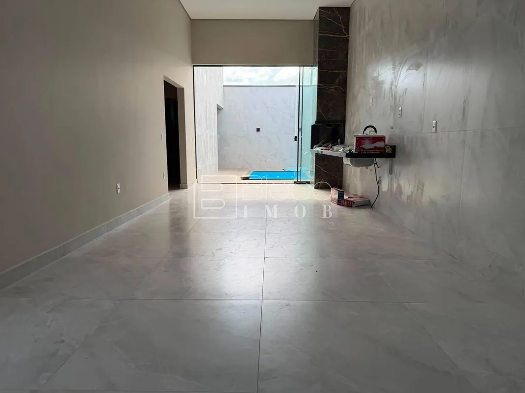 VENDOCasa de alto padrão, com 3 quartos sendo 1 suíte, espaço gourmet e piscina ...