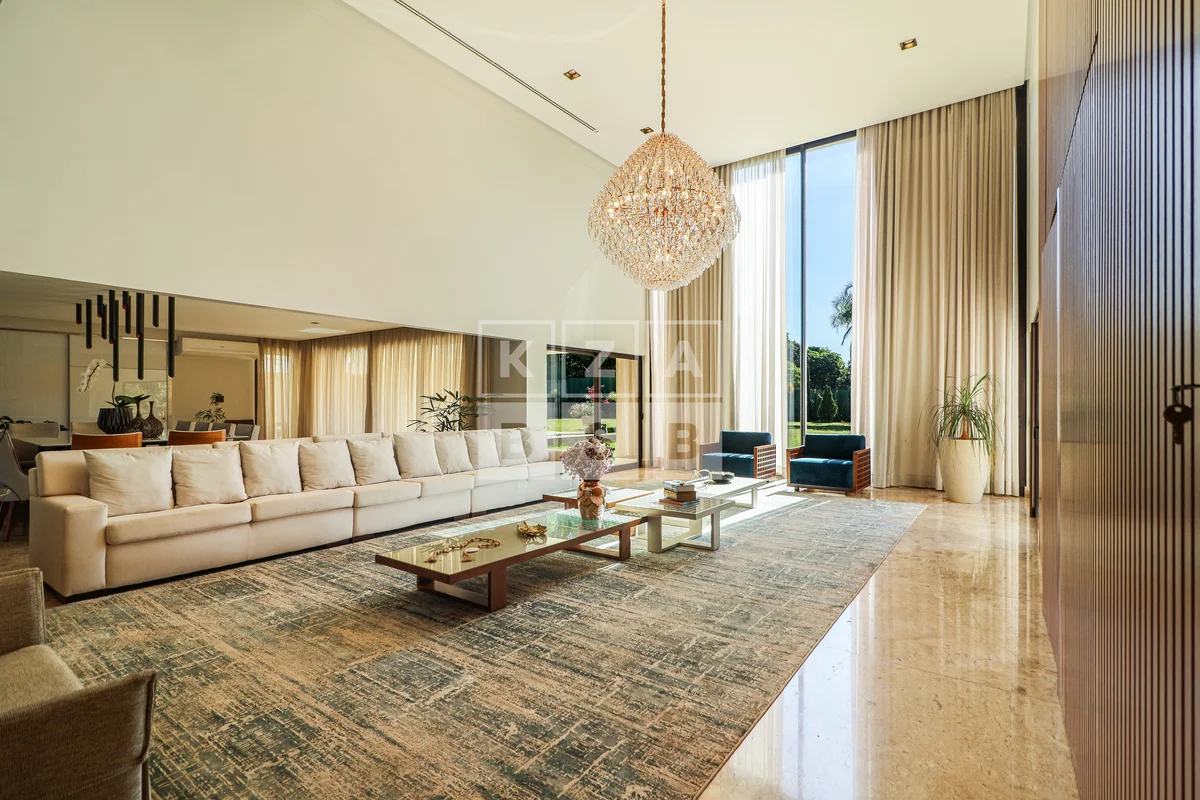 VENDE RESIDÊNCIA DE ALTO PADRÃO | 8 SUÍTES3 pavimentos | 10 vagasImóvel que alia...