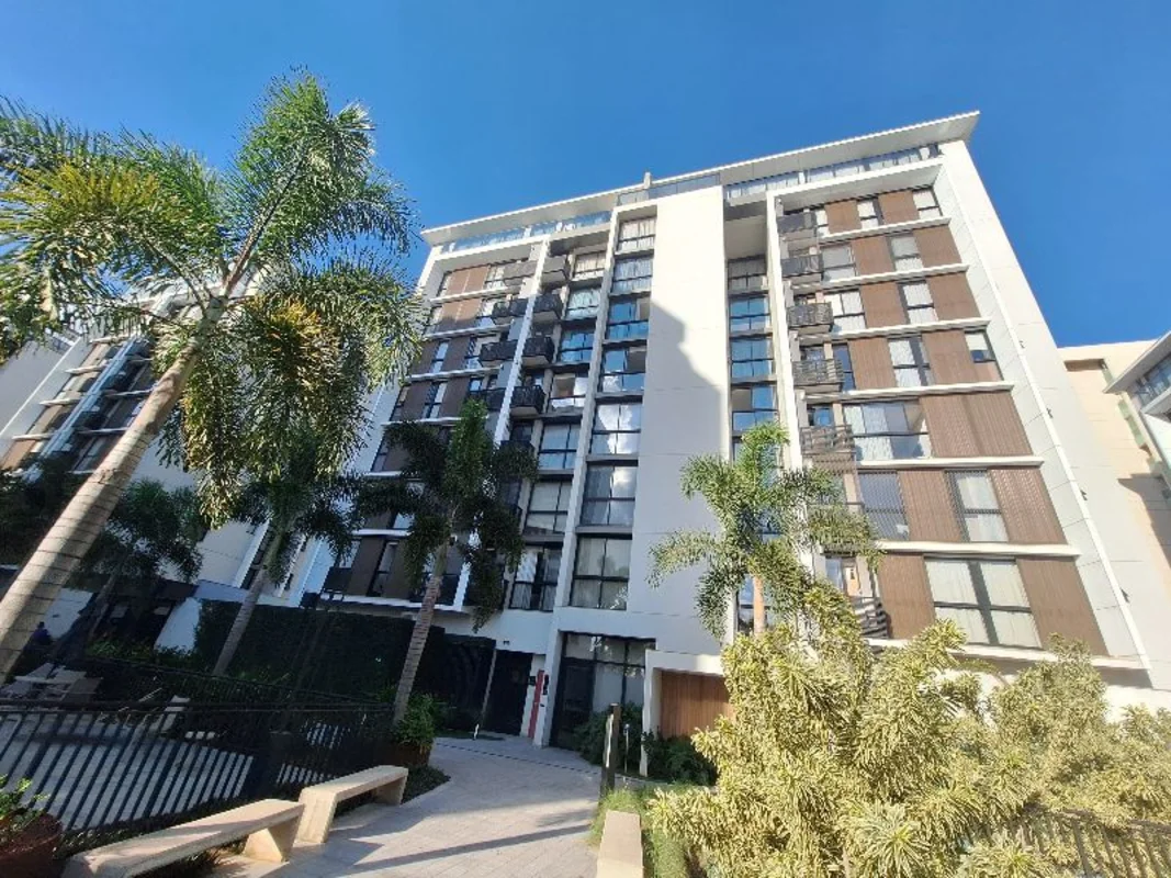 - APARTAMENTO COM 3 QUARTOS (SENDO UMA SUÍTE E 2 SEMI-SUITES)- COM ARMÁRIOS NOS ...