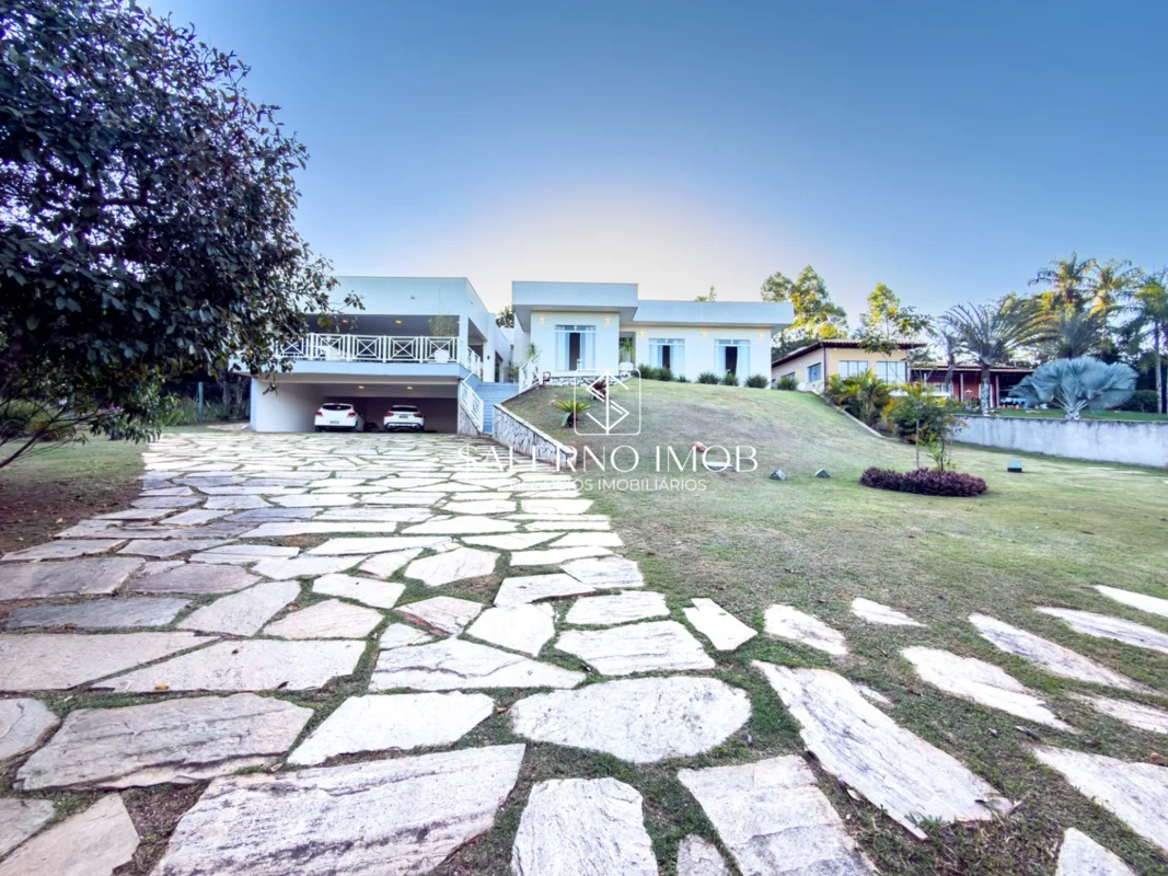 Casa à venda no Condomínio Solar da Serra | Jardim BotânicoEm um lote de 1.800 m...