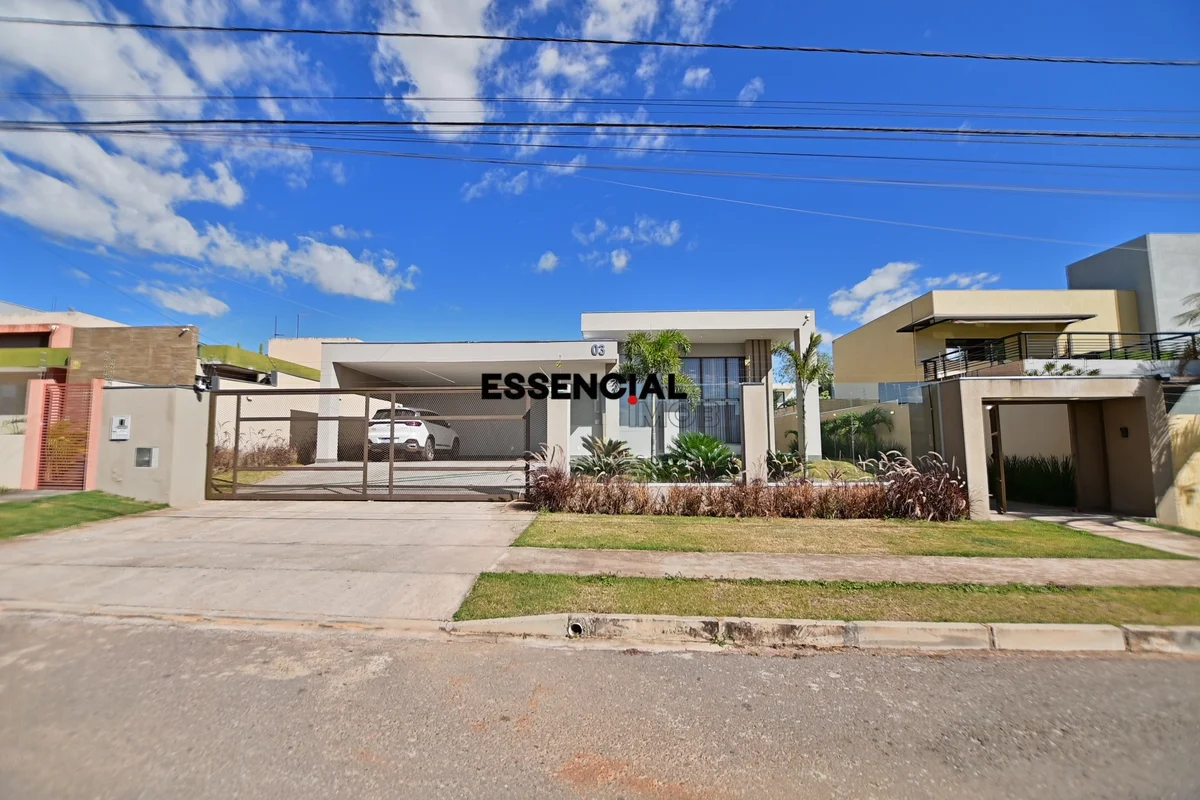 Luxuosíssima casa no Jardim Botânico III toda regularizada! Uma das mais belas c...