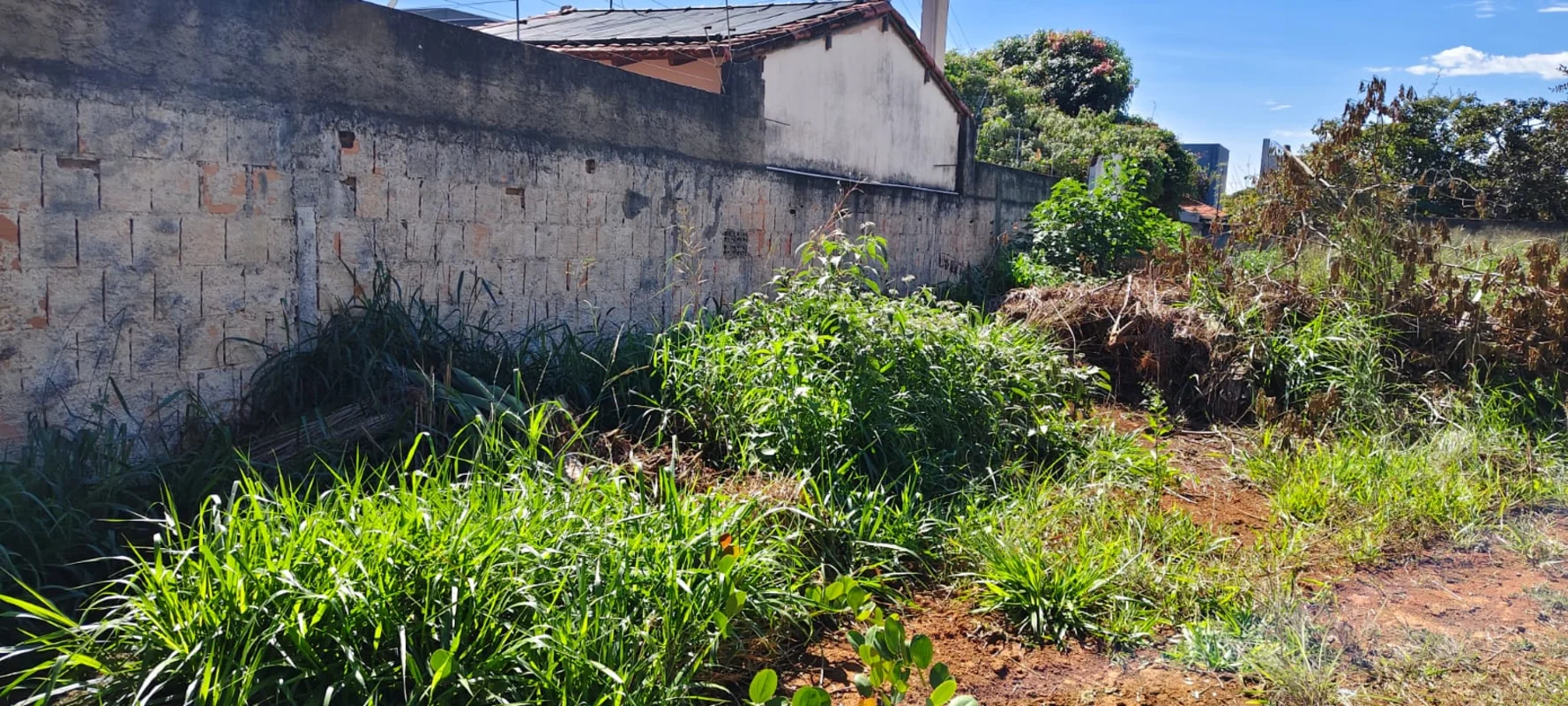 Vendo lote na 3 etapa do condomínio entre lagos Lote 1000 metrosOtima localizaçã...
