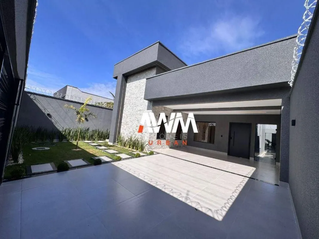 Casa com 3 suítes, 200m² de área construída, 360m² de lote no Setor Solar Santa ...