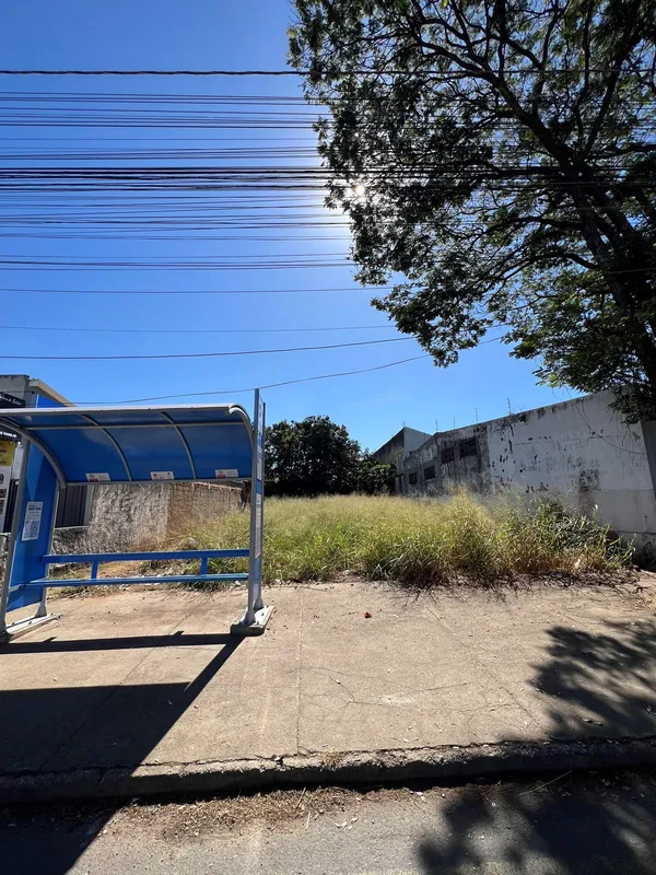 Lote à venda em avenida comercial! 360 m² em localização estratégica, ideal para...