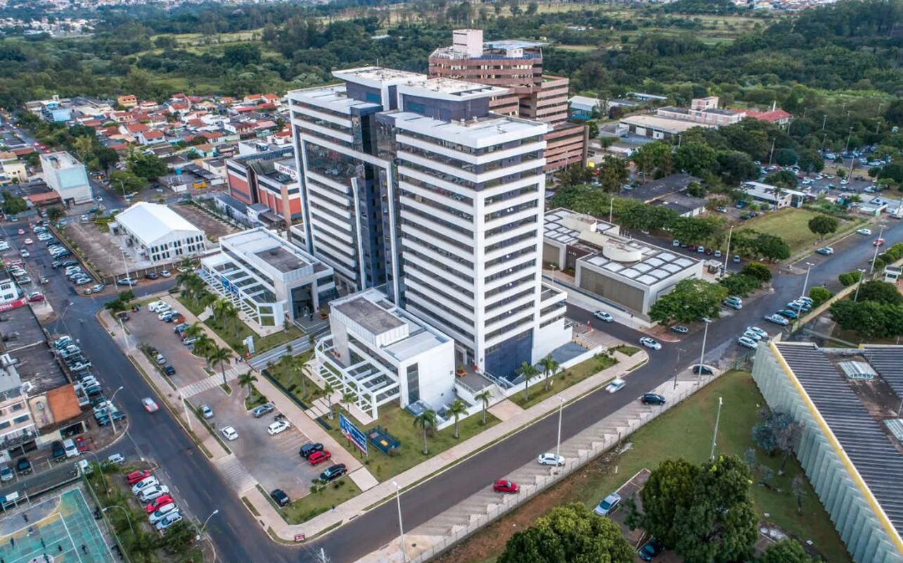 SALA COMERCIAL À VENDA EM TAGUATINGA NORTE – 45m² | ANDAR ALTO | EXCELENTE LOCAL...