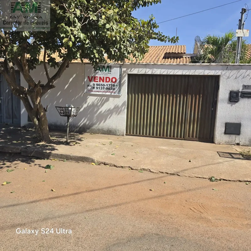 casa de 3/4 , um suite , sala, banheiro social cozinha, area de serviço,garagem ...