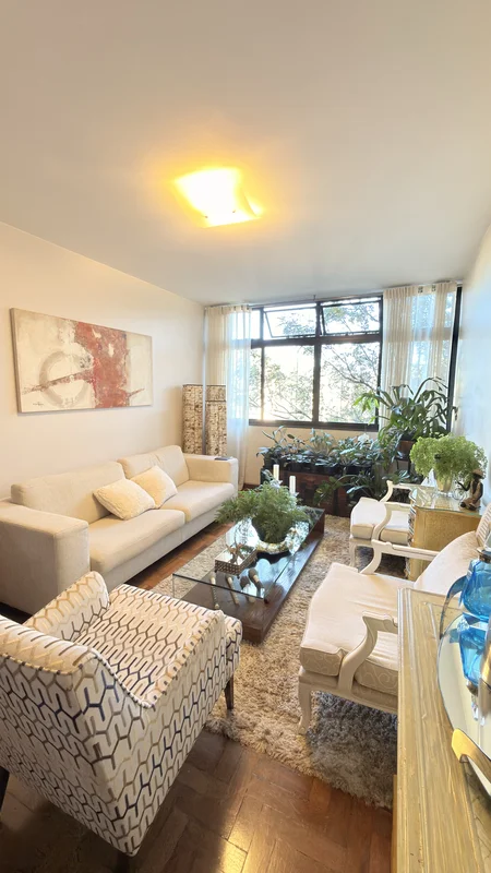 Madel Imobiliária vende apartamento na Asa Sul, Brasília-DFDESCRIÇÃO:3 quartos, ...