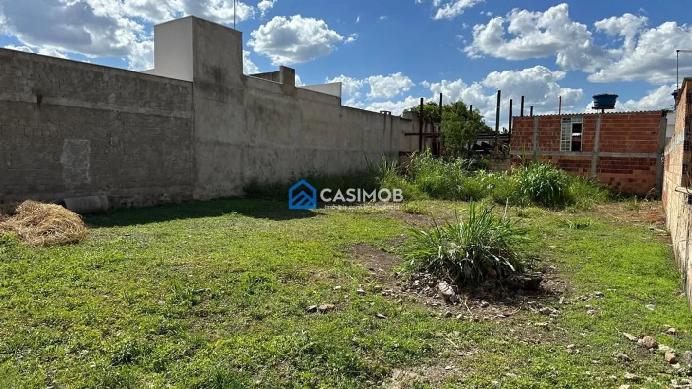 TERRENO À VENDA | PARK WAY - QUADRA 5Excelente oportunidade para construir a cas...