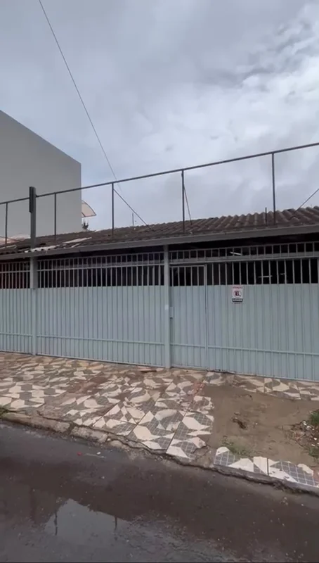 Grande Oportunidade de Compra!Excelente casa, ideal para quem busca espaço, conf...
