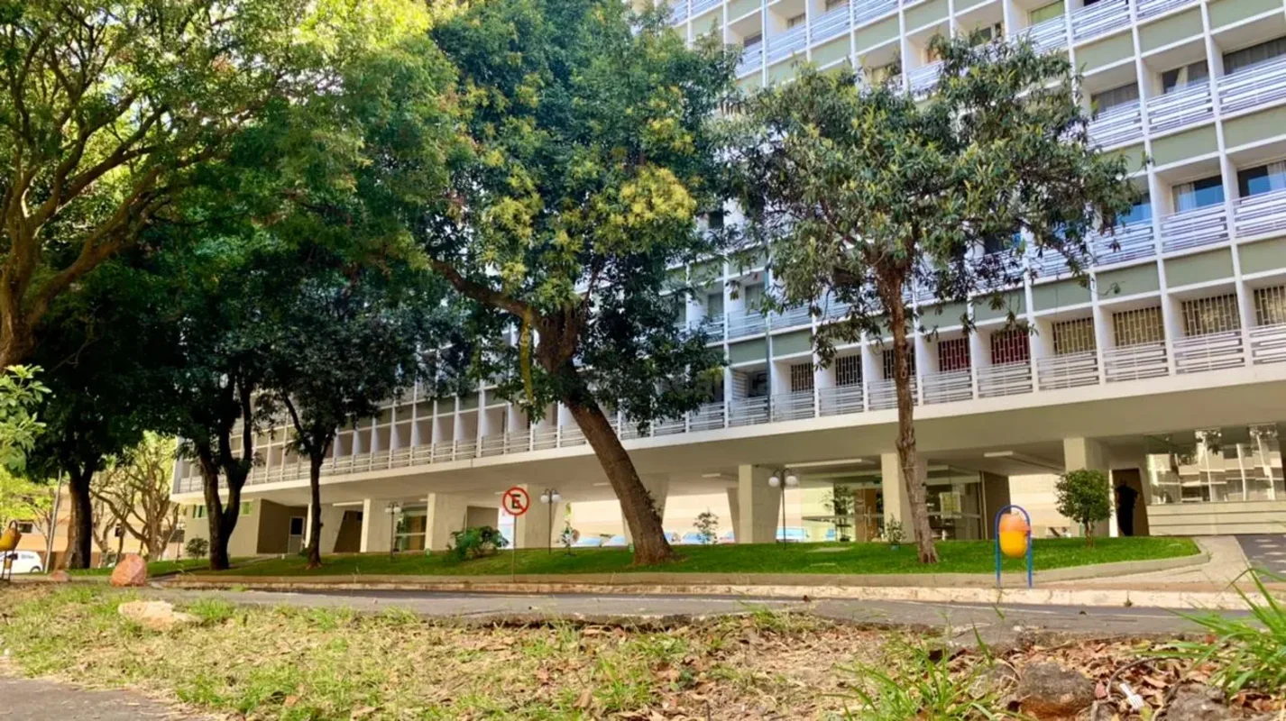 ACEITA FINANCIAMENTO E FGTS.*Área construída de 160,89 m² (incluindo a quota pro...