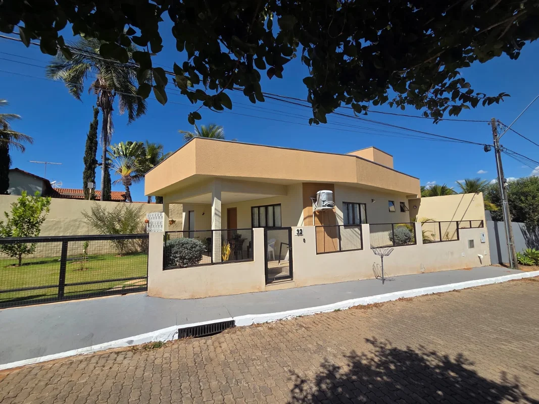 Casa nova em condomínio no Guará Park – Colônia Agrícola Águas ClarasExcelente o...