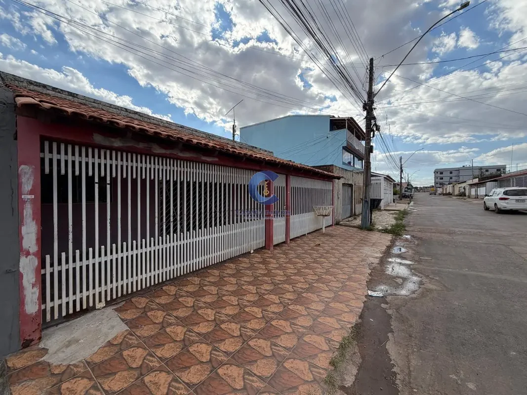 Casa em Ceilândia Norte - Para moradia ou investimento!>ACEITA FINANCIAMENTO<Cas...