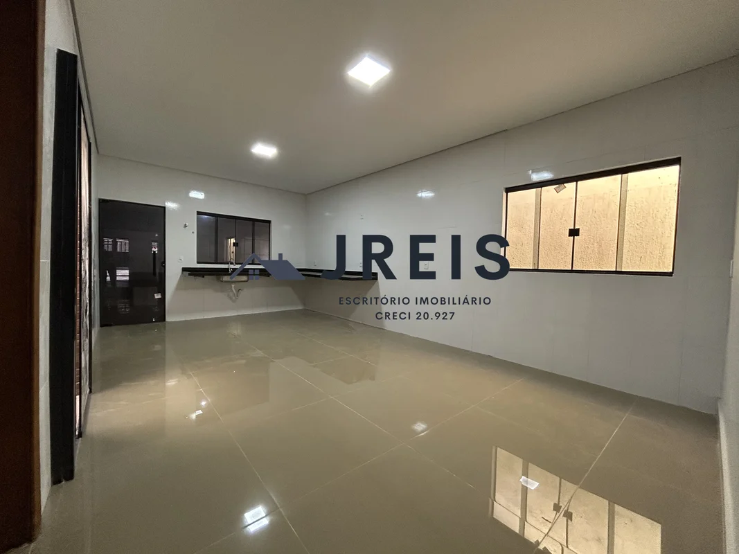 JREIS ESCRITÓRIO IMOBILIÁRIOLocalização privilegiada: a poucos minutos da Estaçã...