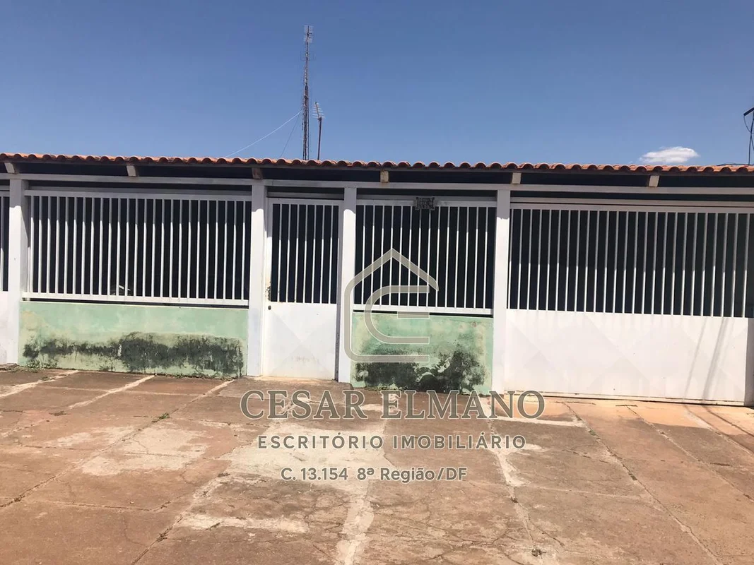 Conheça uma excelente oportunidade de morar na Quadra 4, no SETOR SUL do GAMA, D...