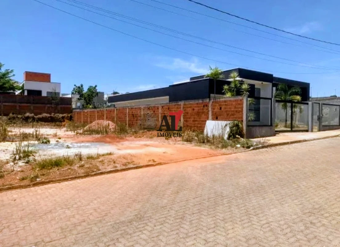 Lote Privilegiado no Condomínio Alto da Boa VistaRealize o sonho da casa própria...