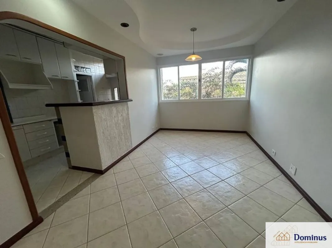 SQN 312 BLOCO B - ASA NORTE Excelente apartamento com 03 quartos com armários, c...