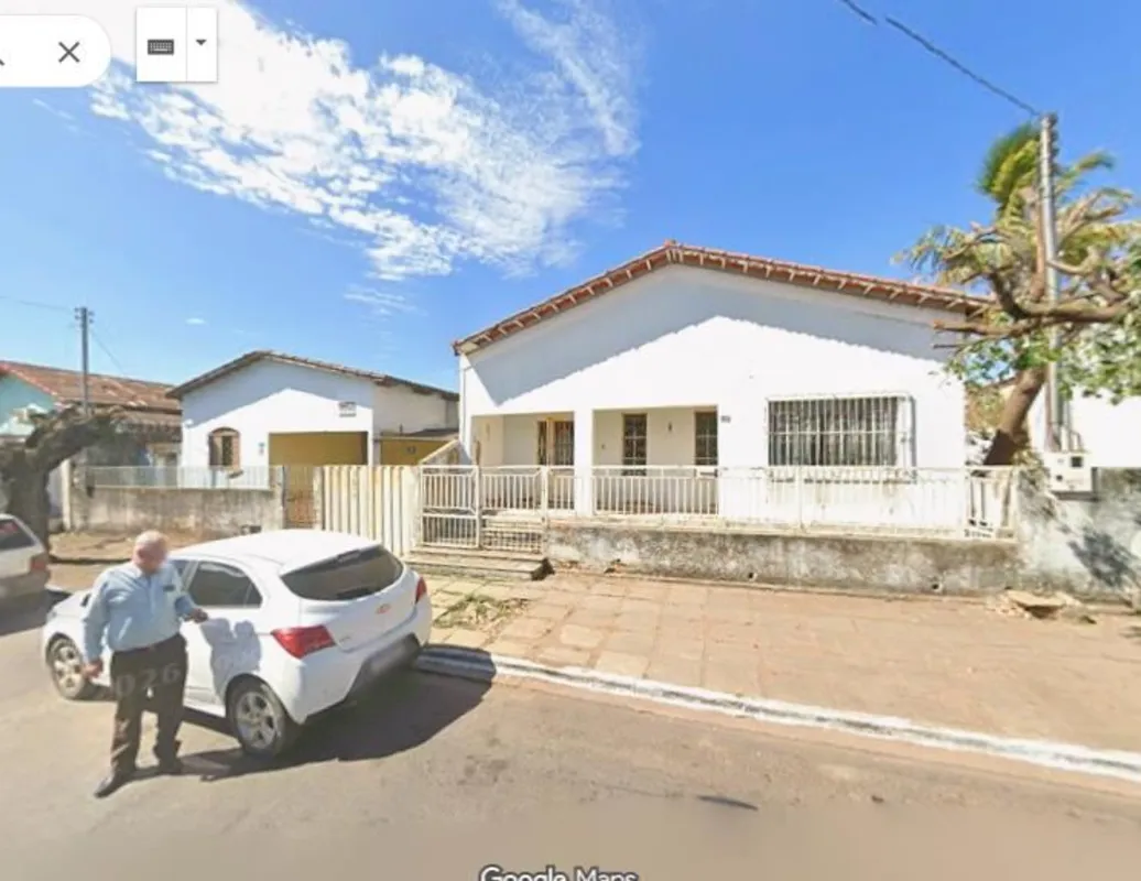 Excelente oportunidade para quem busca uma área ampla em uma localização estraté...