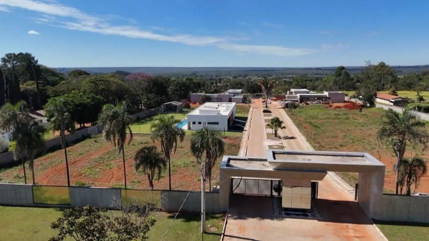 SMPW 15Lote na quadra 15 do Park Way2.500m²NascenteEscriturado e registradoCondo...