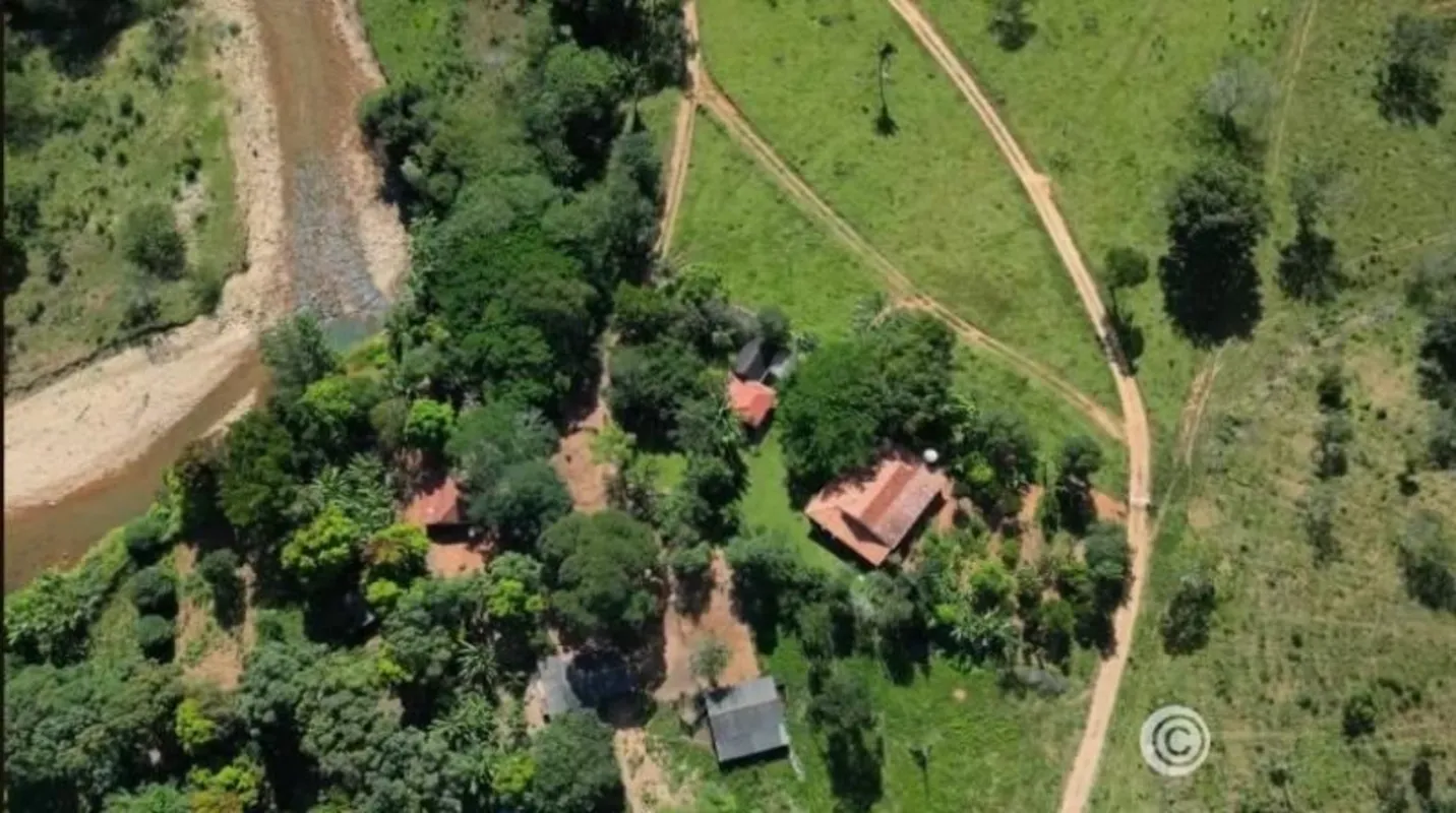 Fazenda em Mimoso do Goiás, Padre Bernardo-GO.78 hectares, rica em água, várias ...