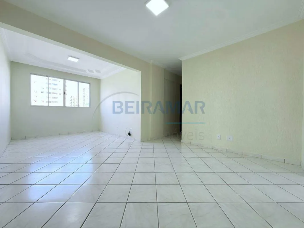 Este excelente apartamento de 77,80 m² no Residencial Buriti oferece a combinaçã...