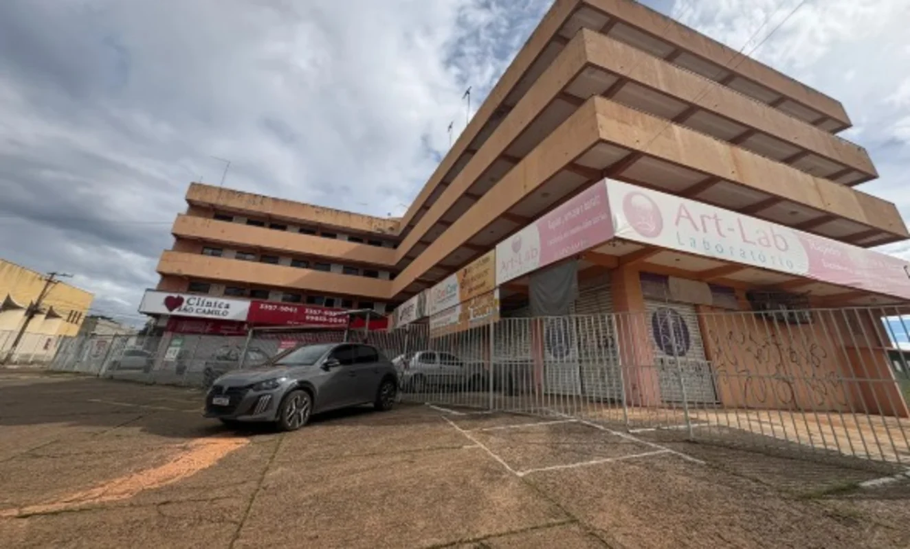 Excelente apartamento bem localizado, perto do Hospital de Samambaia - HRSANComp...