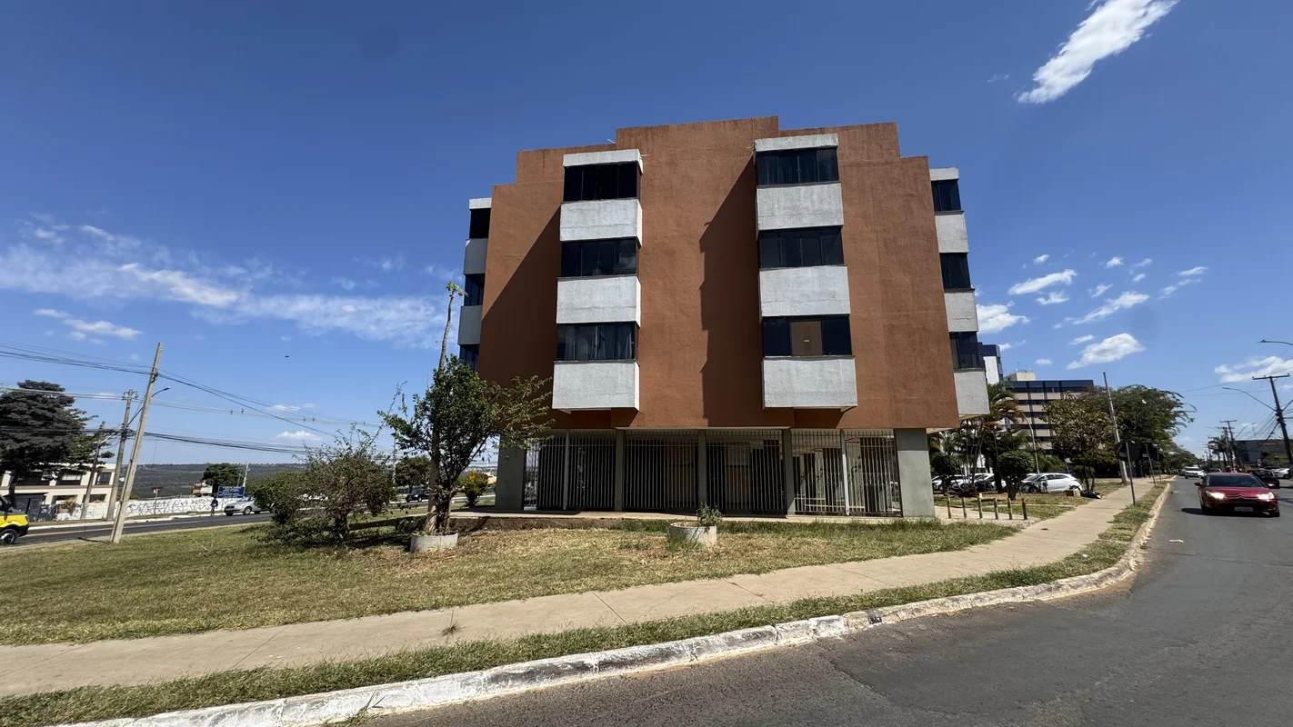 Apartamento com 2 quartos, cozinha e banheiro, imóvel original, 2 andar, oportun...