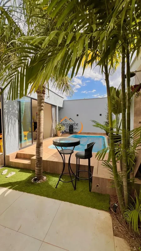 Imobiliária Margarete Corrêa vende Casa Moderna no Setor de Mansões de Sobradinh...