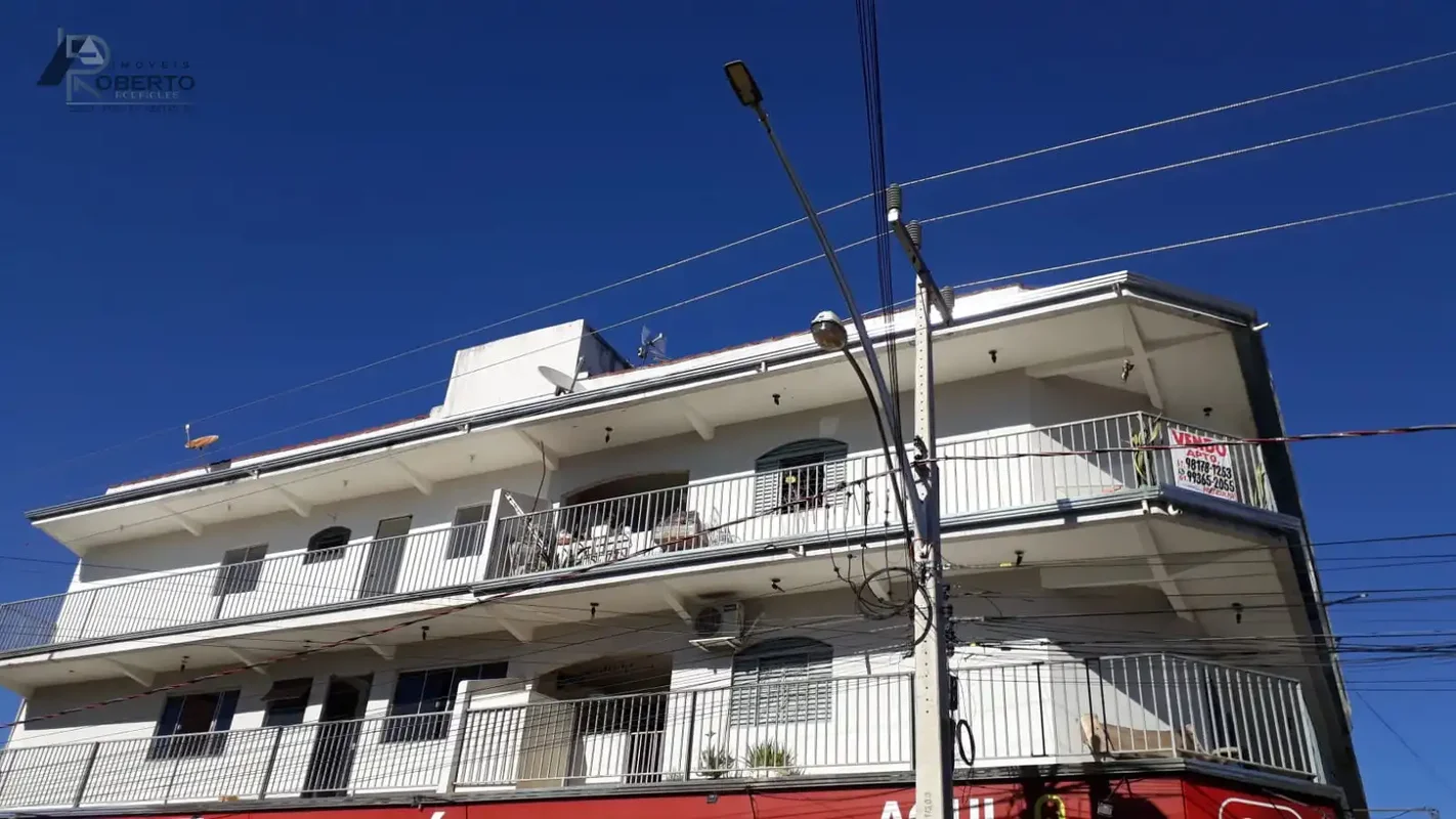 Vendo Excelente Apartamento no Centro de Caldas Novas !!! 240.000 !!!-Rua Corone...