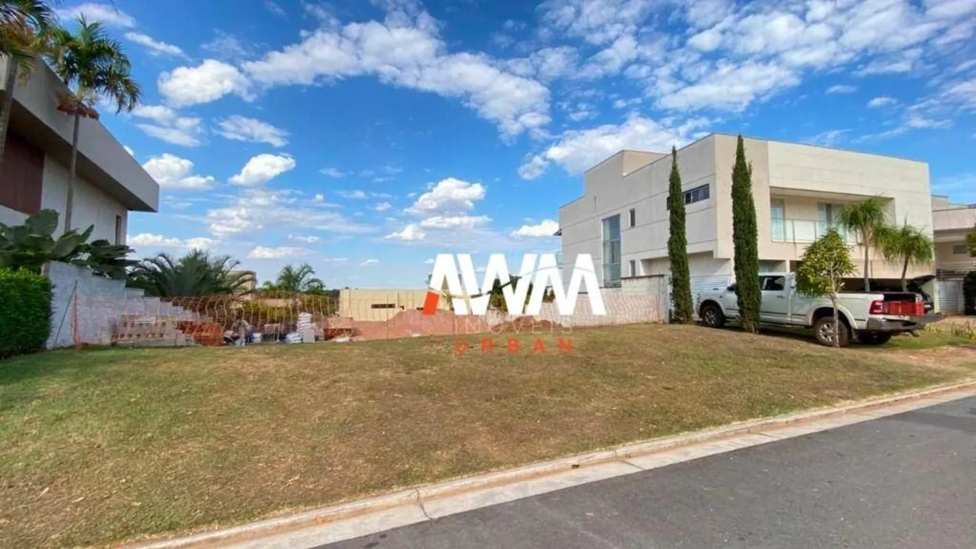LOTE À VENDA ALPHAVILLE ARAGUAIA / GOIÂNIAConstrua a casa dos seus sonhos em um ...