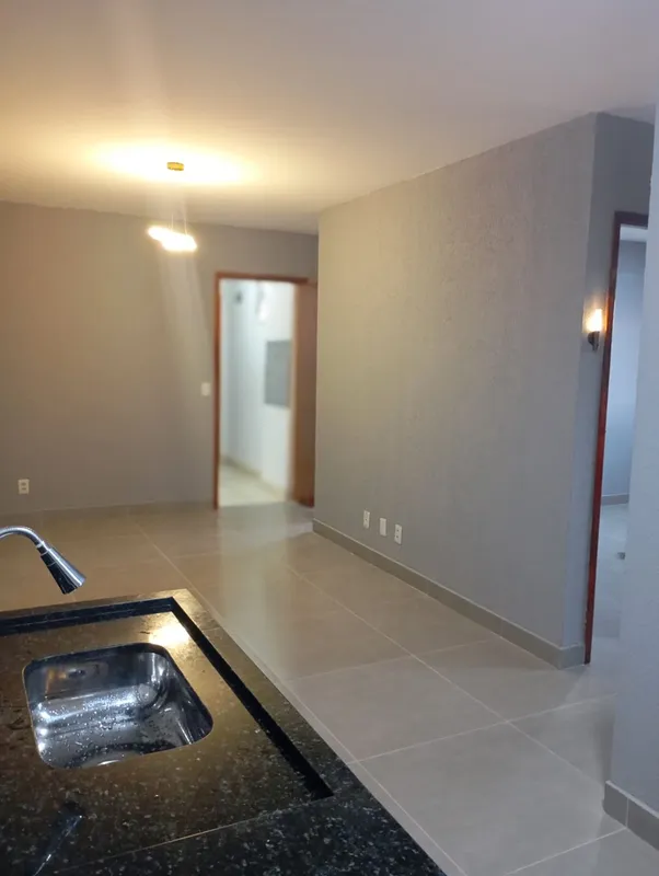 - 2° andar - 2 quartos - 1 banheiro social - Cozinha - Sala - Varanda - Garagem ...