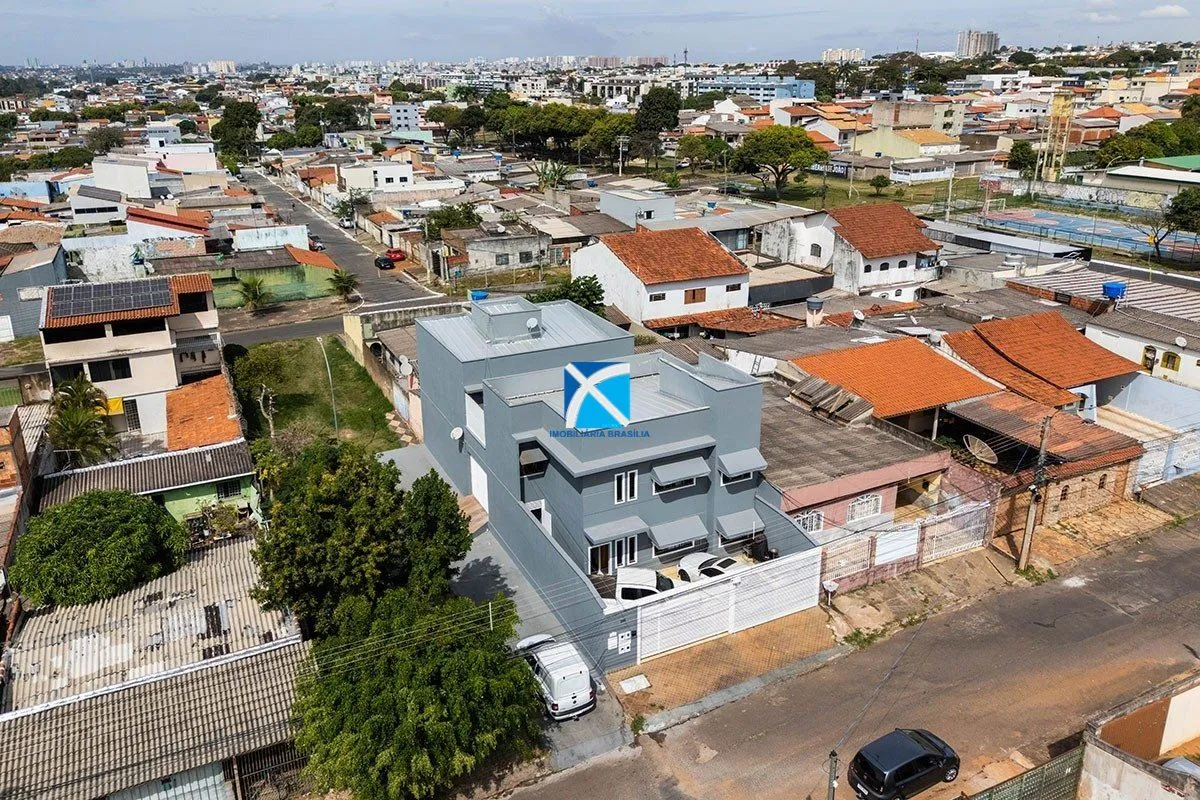 Imobiliária Brasília vende excelente prédio residencial na QNJ 37 composto de 04...