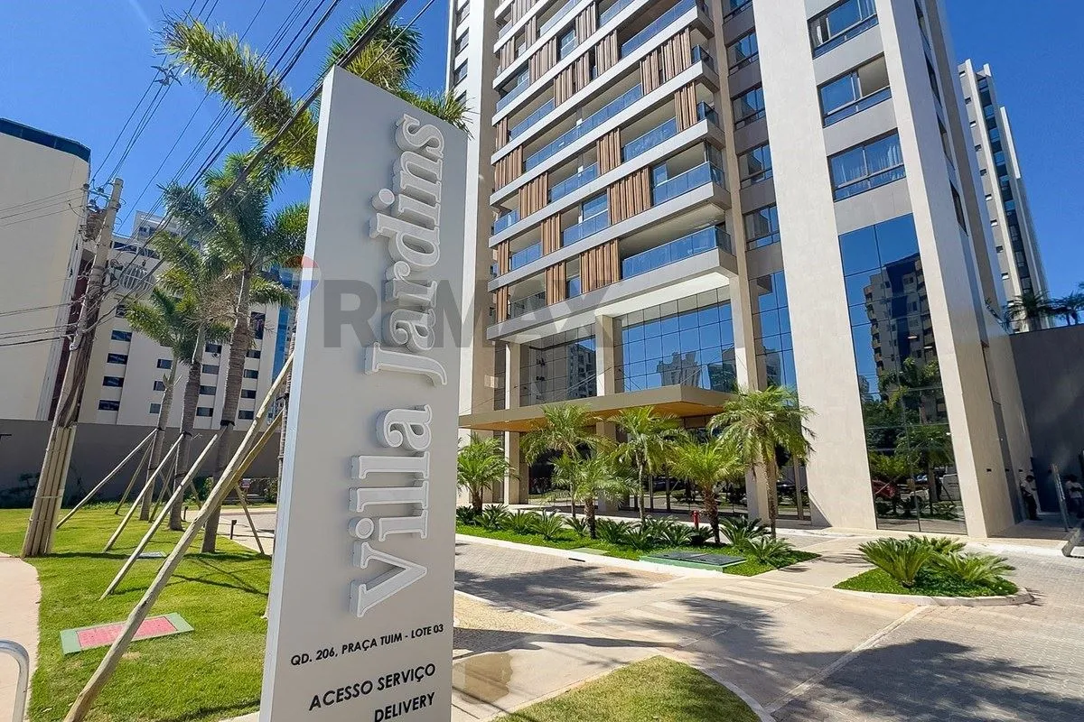 Viva o privilégio de morar em um verdadeiro resort urbano no coração de Águas Cl...