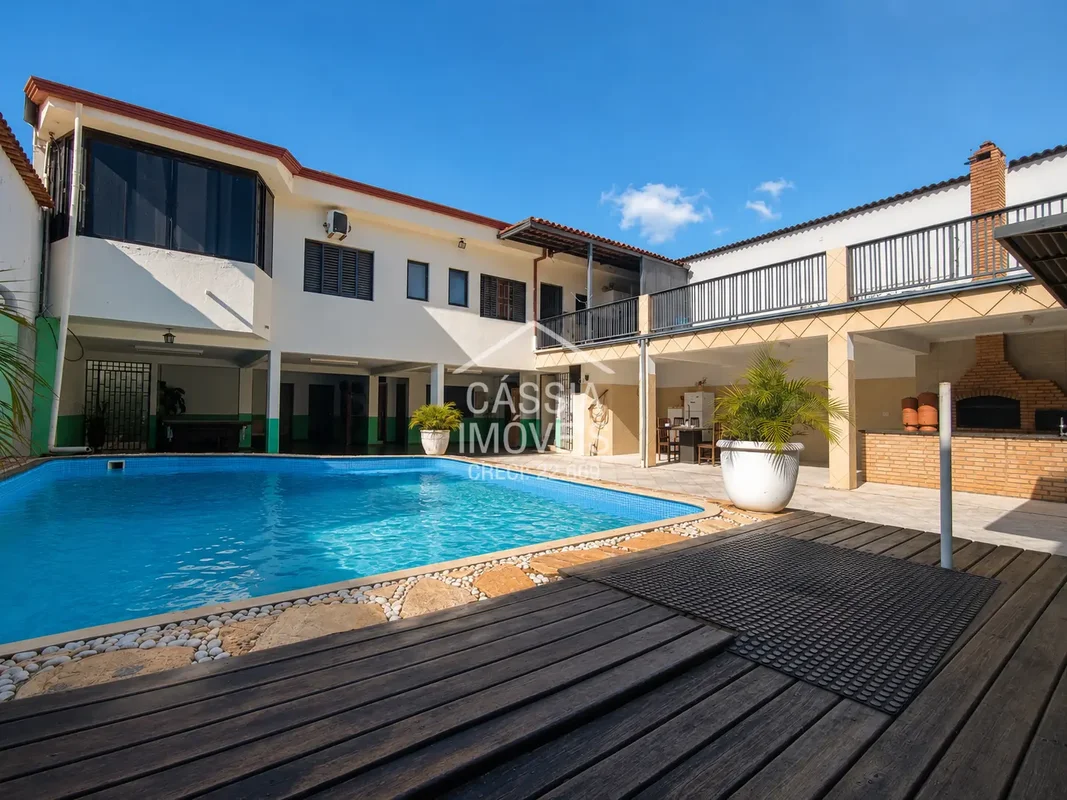 Conquiste seu novo estilo de vida em uma charmosa casa tipo sobrado localizada n...