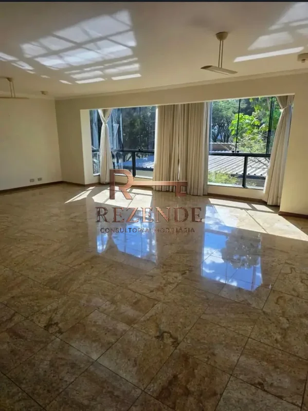 ALUGUEL – SQN 115 | ASA NORTEExcelente apartamento com 167 m², localizado em uma...