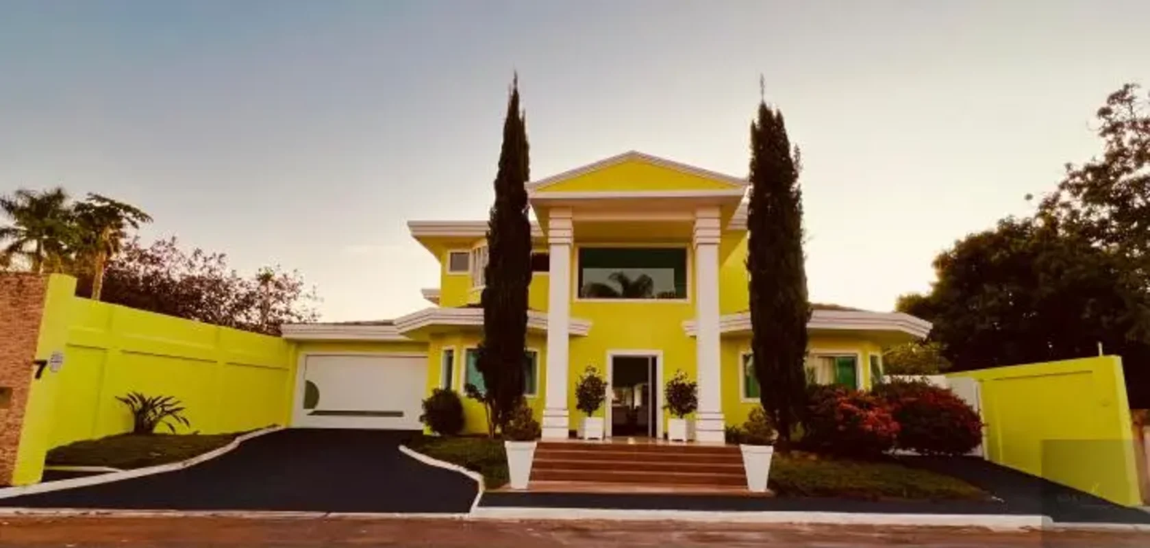 Descubra uma oportunidade única no Setor Habitacional Arniqueiras, em Águas Clar...